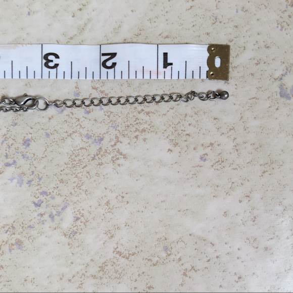 4/$10 Silver-Tone & Turquoise Colored Necklace - Picture 7 of 7